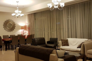 Royal Castle Property (6)